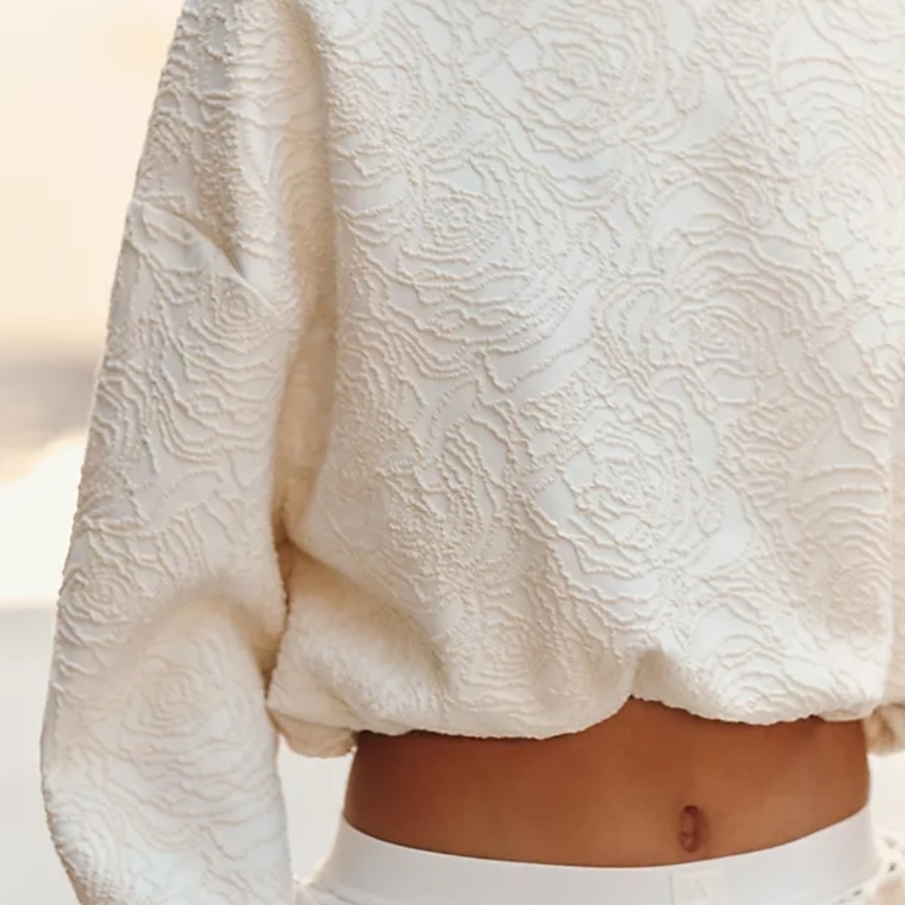 Daily Practice Cream Cropped Sweatshirt Size S